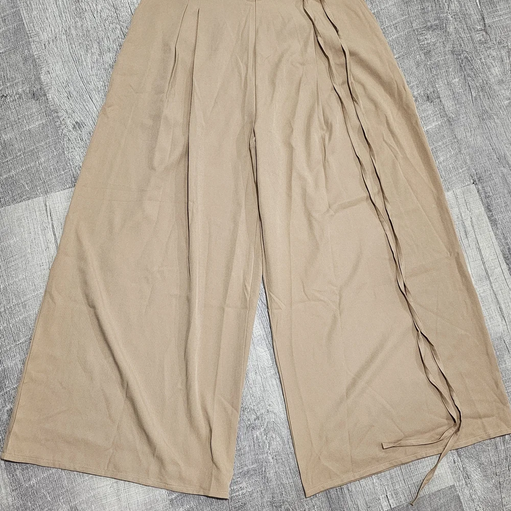 Elegant Tan Women's Jumpsuit - Picture 4 of 8